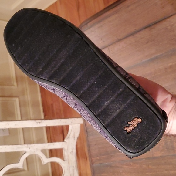 Coach Signature Slippers, size 11D, New In Box - Picture 13 of 13